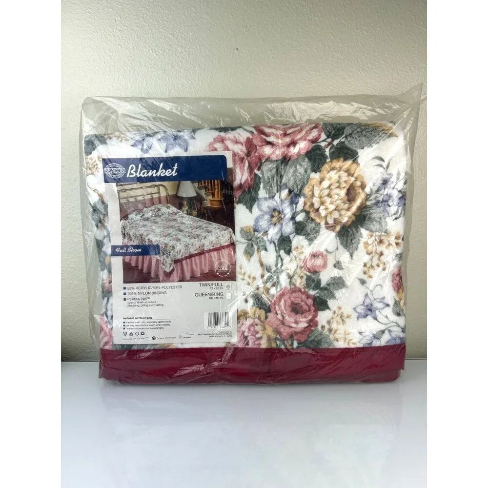 Beacon Blanket NEW Full Bloom Floral Blanket TWIN/FULL 72x90 Vintage Cottagecore